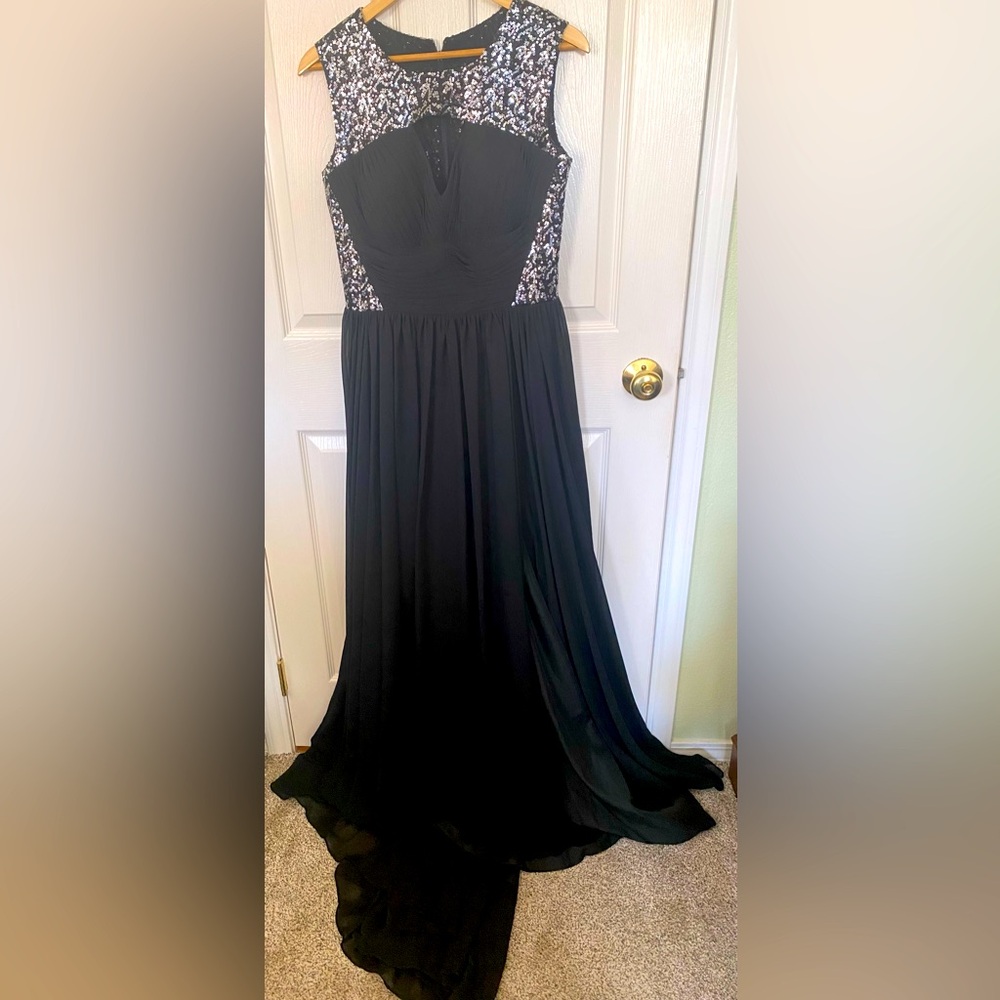 Black Evening / Prom Gown